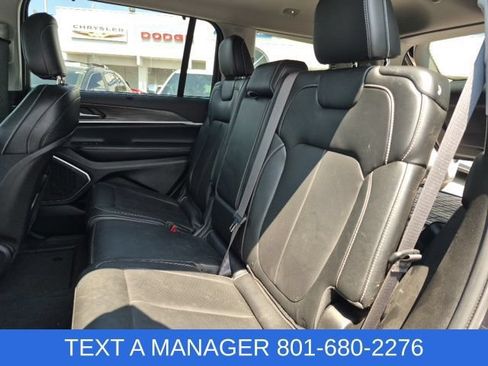Used 2024 Jeep Grand Cherokee L Limited w/ Luxury Tech Group II AWD/4WD image 21