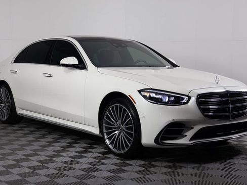 Certified 2023 Mercedes-Benz S 580 4MATIC Sedan image 3