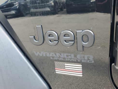 Used 2022 Jeep Wrangler Unlimited Sport AWD/4WD image 31