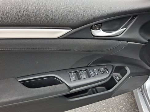 Certified 2019 Honda Civic EX image 12