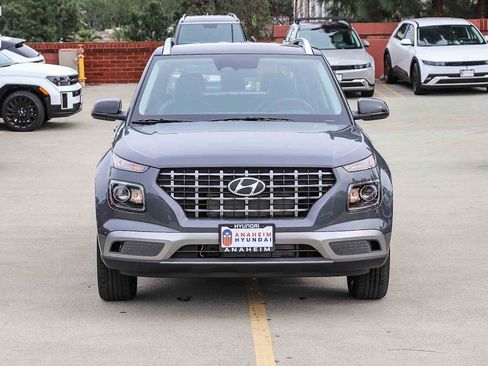 New 2026 Hyundai Venue SEL FWD image 2