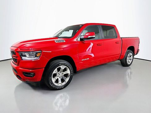 Used 2022 RAM 1500 Big Horn AWD/4WD image 3