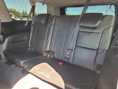 Used 2019 GMC Yukon XL Denali RWD image 12