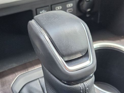 Used 2023 Toyota Highlander Platinum FWD image 20