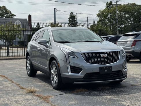Certified 2023 Cadillac XT5 Premium Luxury AWD/4WD image 4