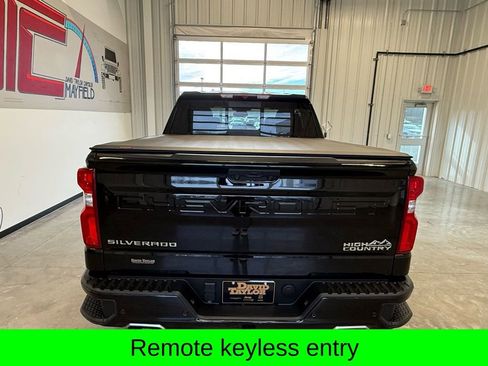 Used 2022 Chevrolet Silverado 1500 High Country w/ Max Trailering Package AWD/4WD image 7