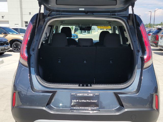 Certified 2025 Kia Soul LX w/ LX Technology Package FWD image 17