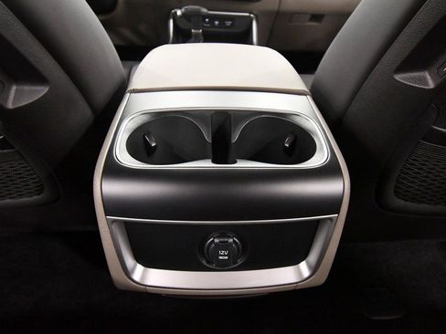 Certified 2026 Kia Carnival image 18