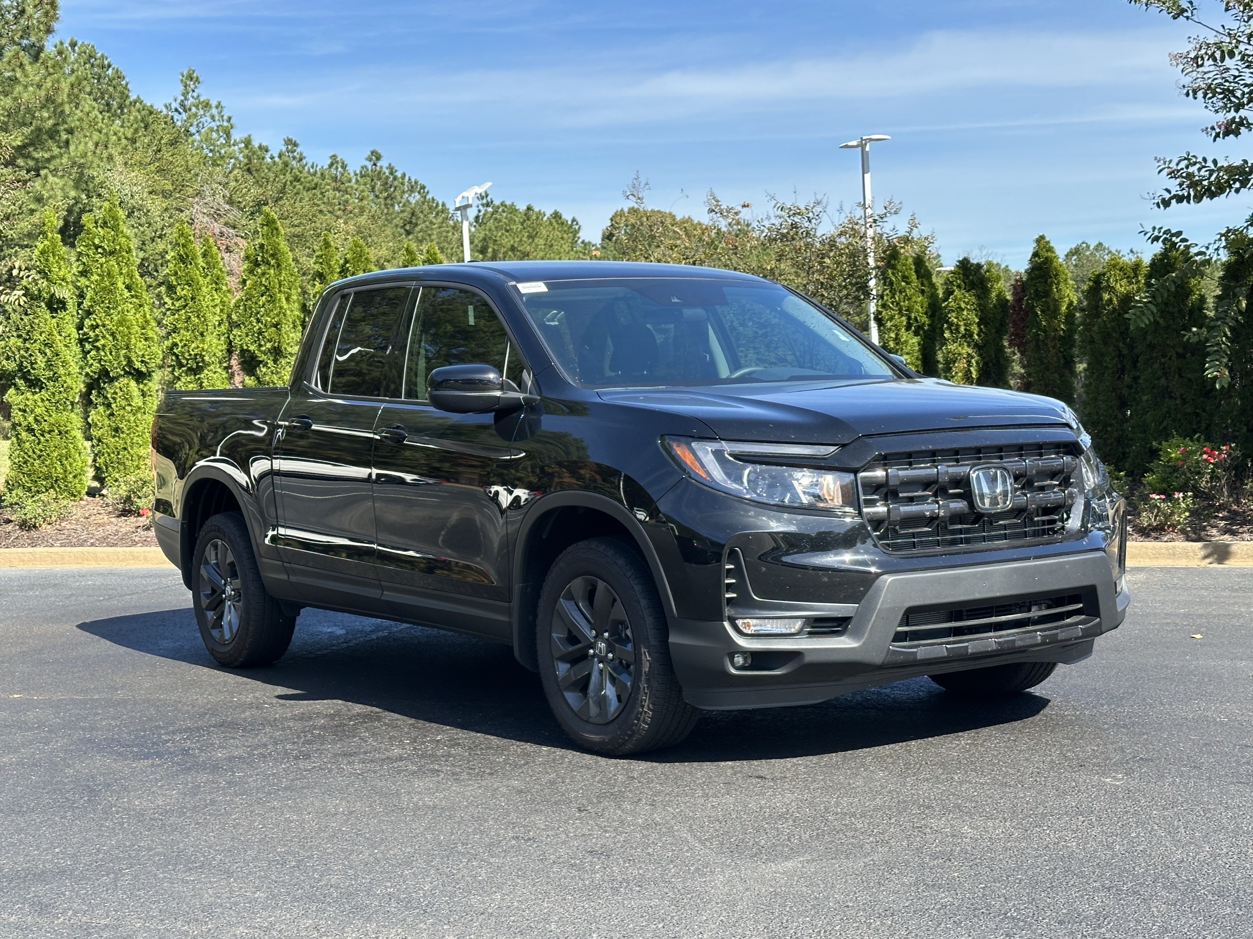 Used 2026 Honda Ridgeline Sport image 2