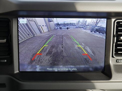 Used 2024 Ford Bronco Big Bend image 4