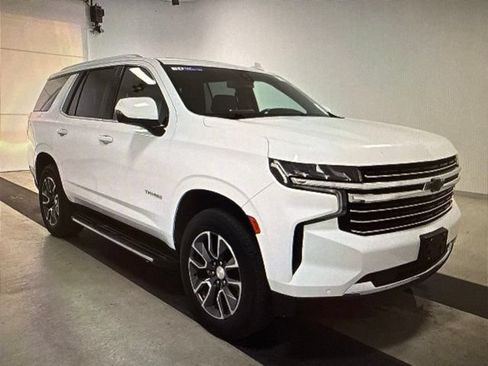 Used 2022 Chevrolet Tahoe LT w/ LT Signature Package RWD image 8