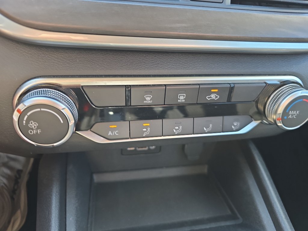 Used 2025 Nissan Altima 2.5 SV FWD image 22