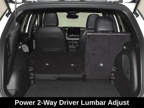 Used 2025 Jeep Compass Latitude w/ Sun & Sound Group AWD/4WD image 31