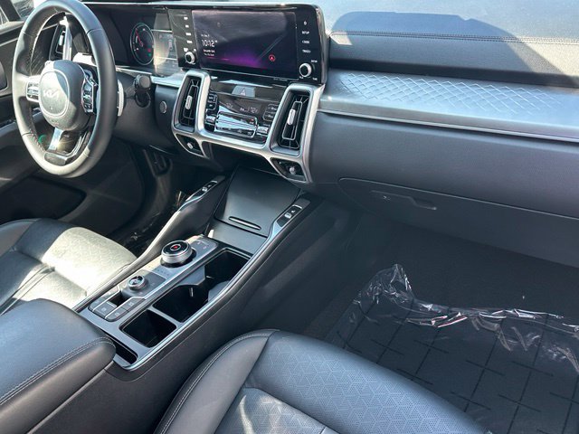 Used 2023 Kia Sorento EX AWD/4WD image 9