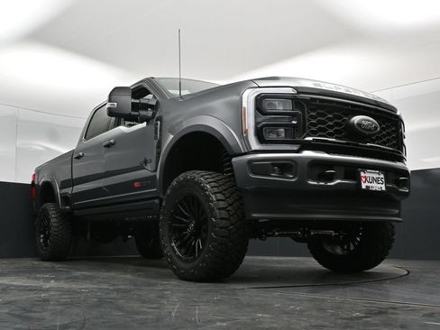 New 2026 Ford F250 XLT w/ XLT Premium Package AWD/4WD image 57