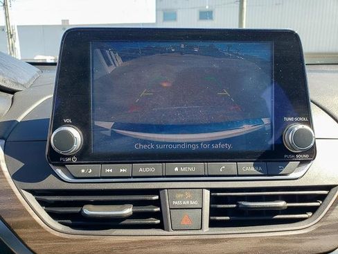 Used 2023 Nissan Altima 2.5 SV image 15