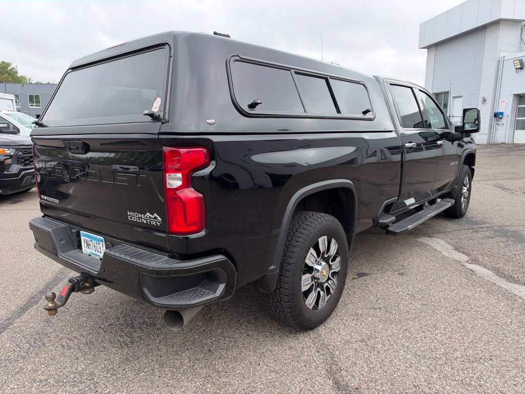 Used 2022 Chevrolet Silverado 3500 High Country w/ Safety Package II AWD/4WD image 8