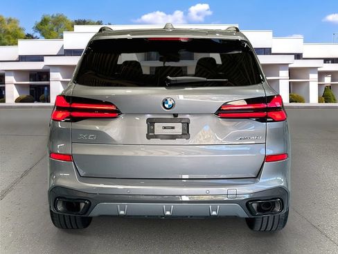 Used 2026 BMW X5 xDrive40i w/ M Sport Package AWD/4WD image 6