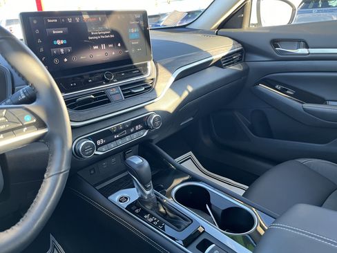 Used 2024 Nissan Altima 2.5 SL image 25