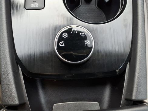 Certified 2023 Nissan Rogue SV image 22