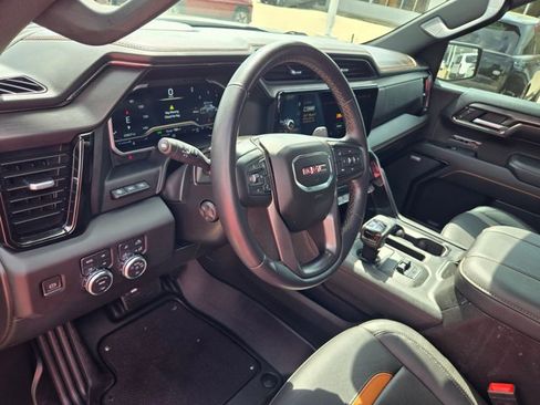 Used 2023 GMC Sierra 1500 AT4 w/ AT4 Premium Package image 10