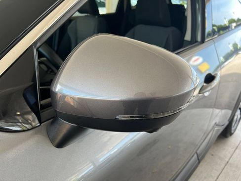 Used 2021 Nissan Rogue SV AWD/4WD image 30