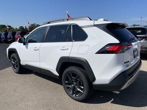 Used 2024 Toyota RAV4 Adventure image 6