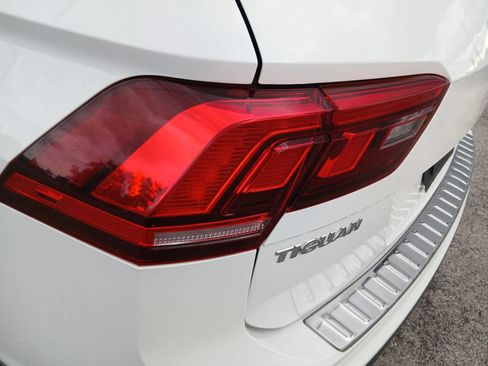 Used 2021 Volkswagen Tiguan S FWD image 13