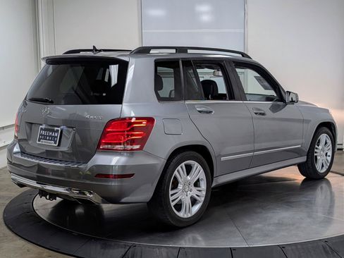 Used 2015 Mercedes-Benz GLK 350 4MATIC w/ Premium 1 Package image 9