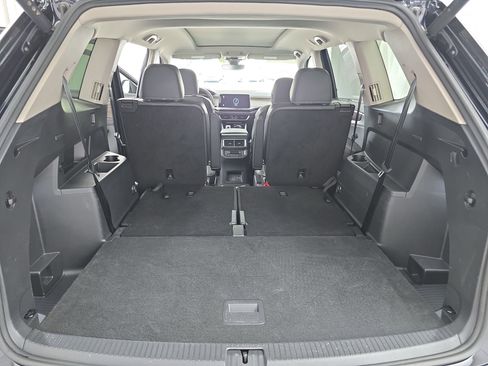 Certified 2025 Volkswagen Atlas SEL AWD/4WD image 13
