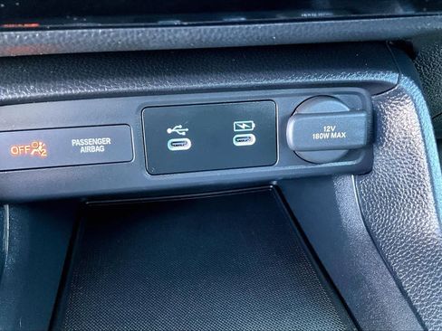 Used 2025 Honda Civic Sport image 34