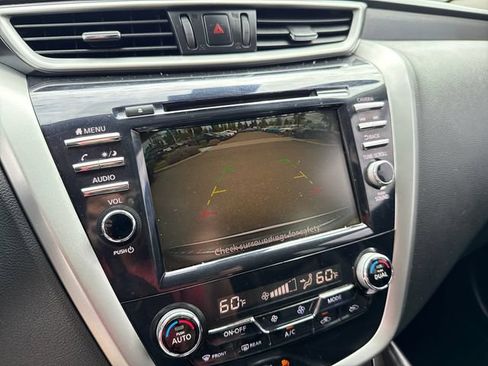 Used 2022 Nissan Murano SV AWD/4WD image 23