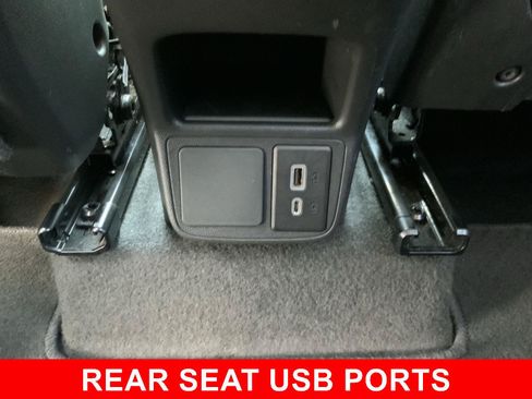 Used 2022 Buick Encore GX Select w/ Sport Touring Package FWD image 50