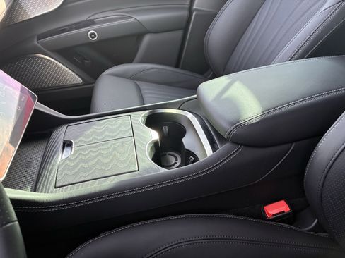 New 2025 Maserati Grecale Modena image 21