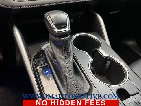 Used 2021 Toyota Highlander XLE image 34