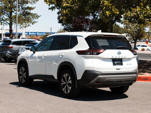 Used 2021 Nissan Rogue SV AWD/4WD image 7