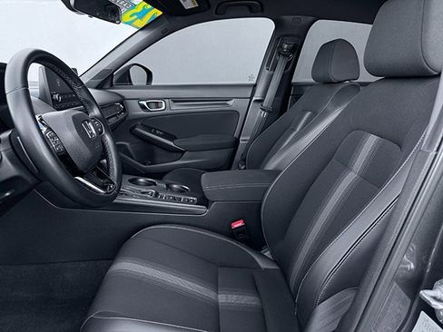 Certified 2025 Honda Civic Sport image 21