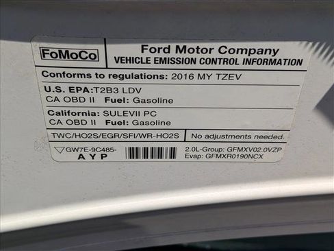 Used 2016 Ford C-MAX Energi SEL FWD image 21
