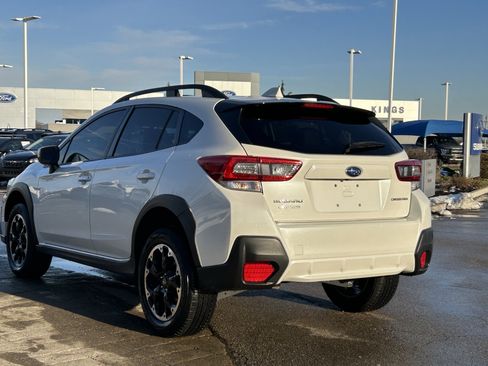 Used 2023 Subaru Crosstrek 2.0i Premium image 5