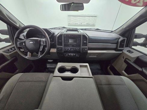 Used 2019 Ford F250 XL w/ Power Equipment Group RWD image 15