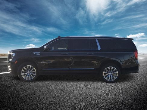 Used 2022 GMC Yukon XL Denali image 19