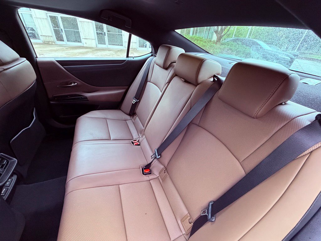 Certified 2024 Lexus ES 300h w/ Premium Package FWD image 14