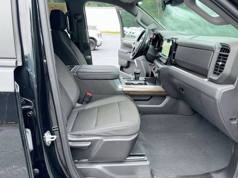 Used 2025 Chevrolet Silverado 1500 LT Trail Boss w/ LPO, Dark Essentials Package AWD/4WD image 32