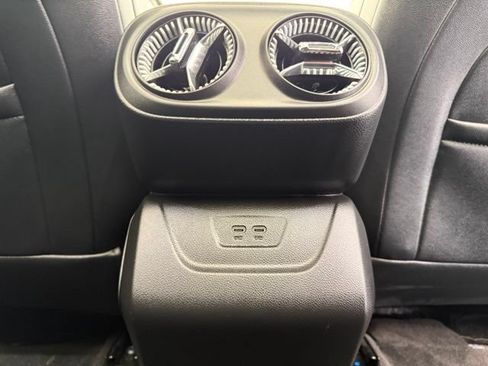Used 2024 Chevrolet Blazer EV LT AWD/4WD image 29