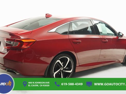 Used 2018 Honda Accord Sport image 6