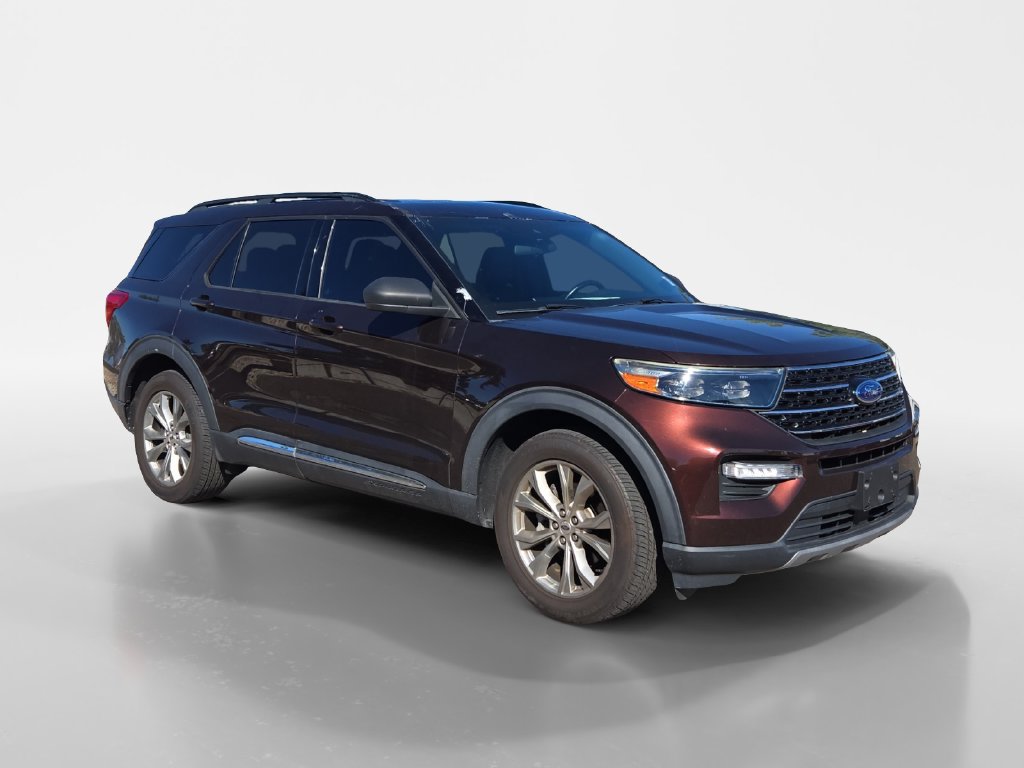 Used 2020 Ford Explorer XLT w/ Equipment Group 202A AWD/4WD image 9
