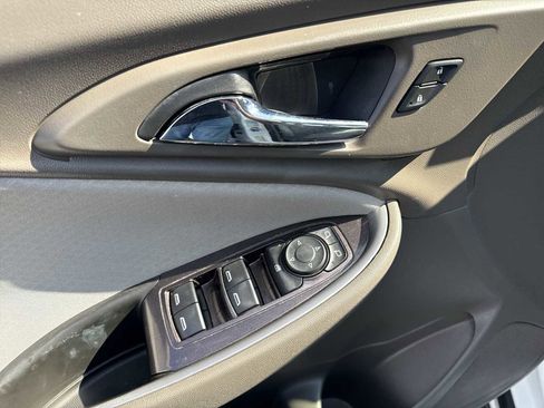 Certified 2020 Chevrolet Malibu LS w/ Driver Confidence Package II FWD image 15