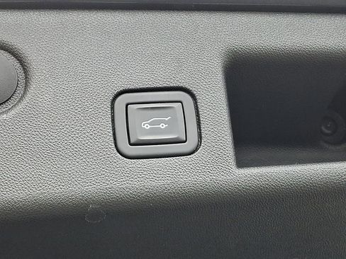 Certified 2023 Chevrolet Equinox LT image 31