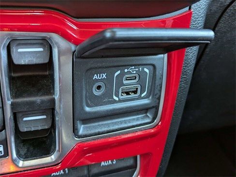 Used 2021 Jeep Gladiator Rubicon image 23