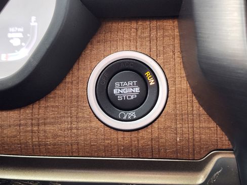 Used 2024 RAM 2500 Limited image 26